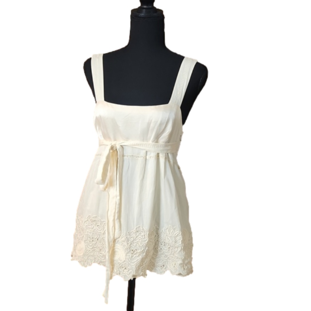 Vintage MINT Jodi Arnold empire waist embroidered top, size 8